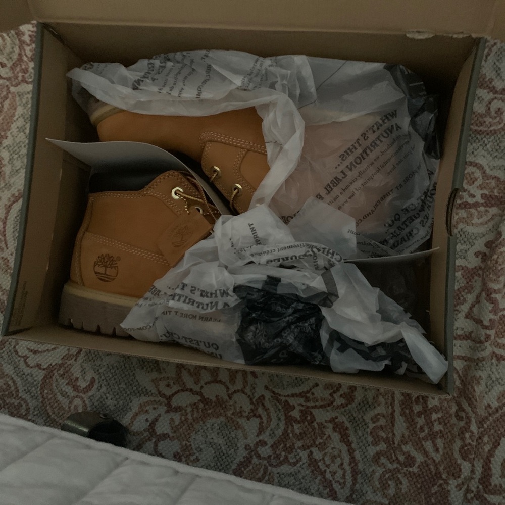 Timberland boots low size 8